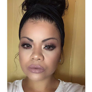 Meet your Posher, Anais